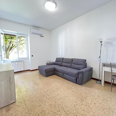 Apartmán Famagosta House Milán Exteriér fotografie