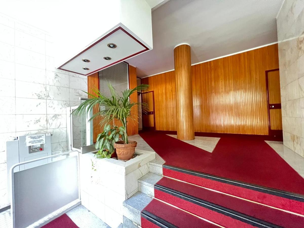 Apartmán Famagosta House Milán Exteriér fotografie