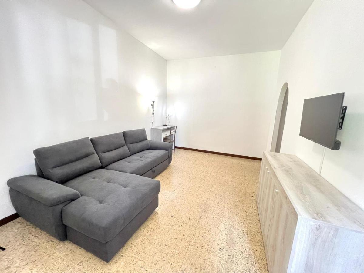 Apartmán Famagosta House Milán Exteriér fotografie